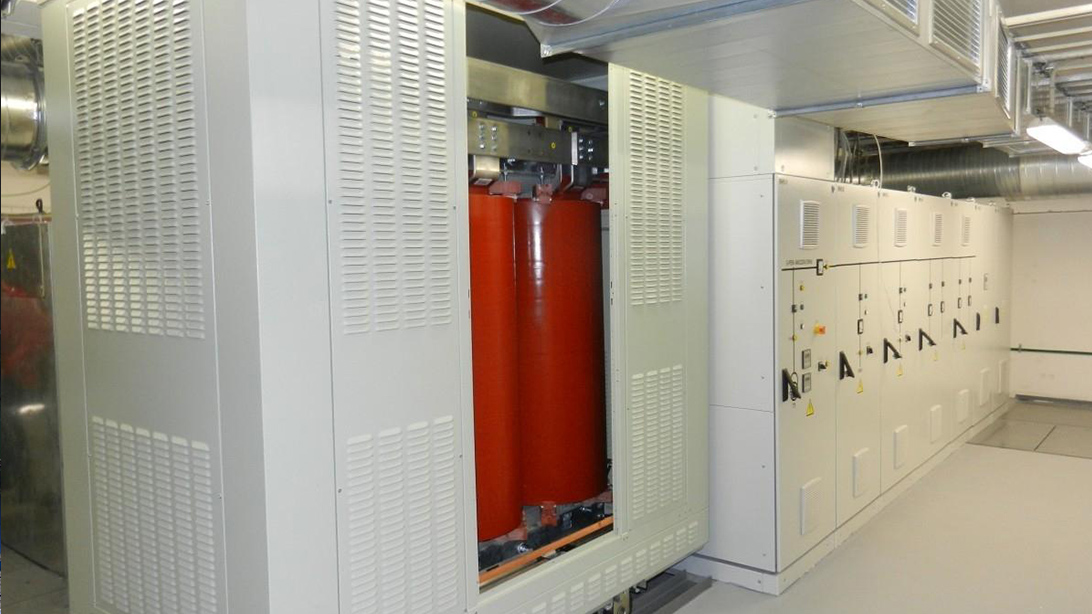 4-Dry-Type-Transformer-for-Indoor-Power-Distribution.jpg