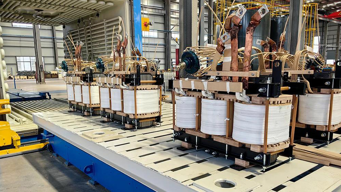 4-Distribution-Transformer-Manufacturing-and-Factory-Testing.jpg