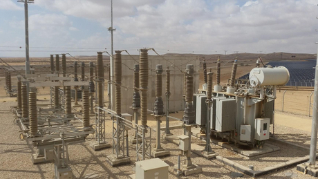 2-Solar-power-plant-transformer-designed-for-extreme-desert-temperature-and-dust-conditions.jpg
