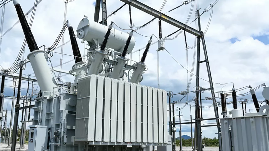 Energy-Efficient Distribution Transformers: Standards, Technologies, and Selection